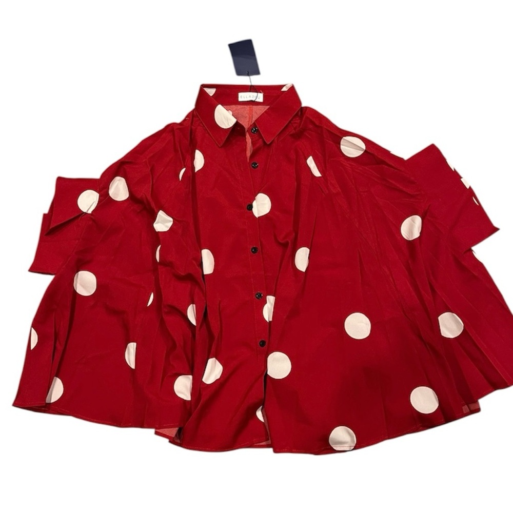 NWT Red and White flowy oversized batwing blouse one size mushroom polka dots